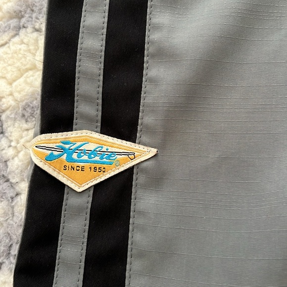 Hobie Men’s size 32 Board shirts. Gray, Blue, and black. Gently worn. - Picture 2 of 8